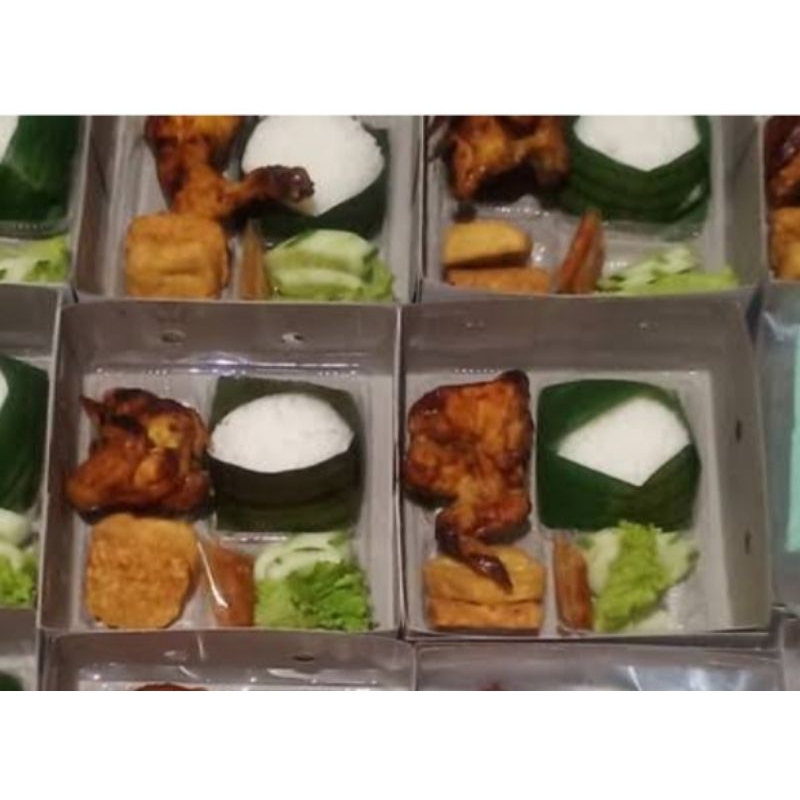 

paket nasi box ayam bakar/goreng