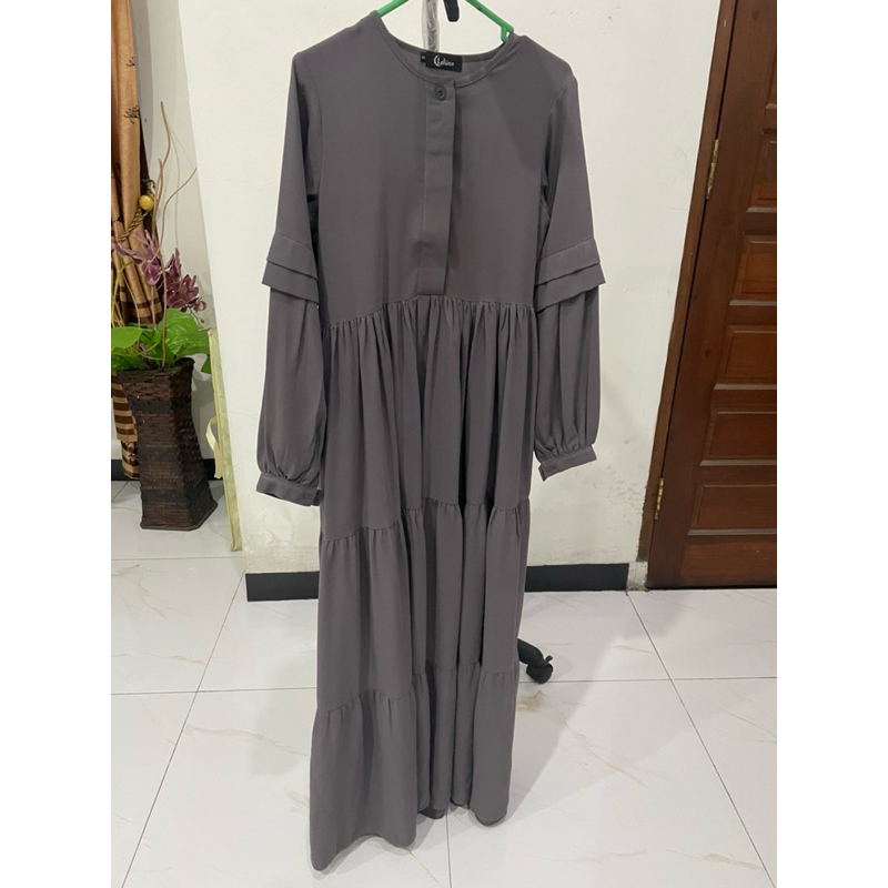 LALUNE Halwa Dress Abu” (Preloved)