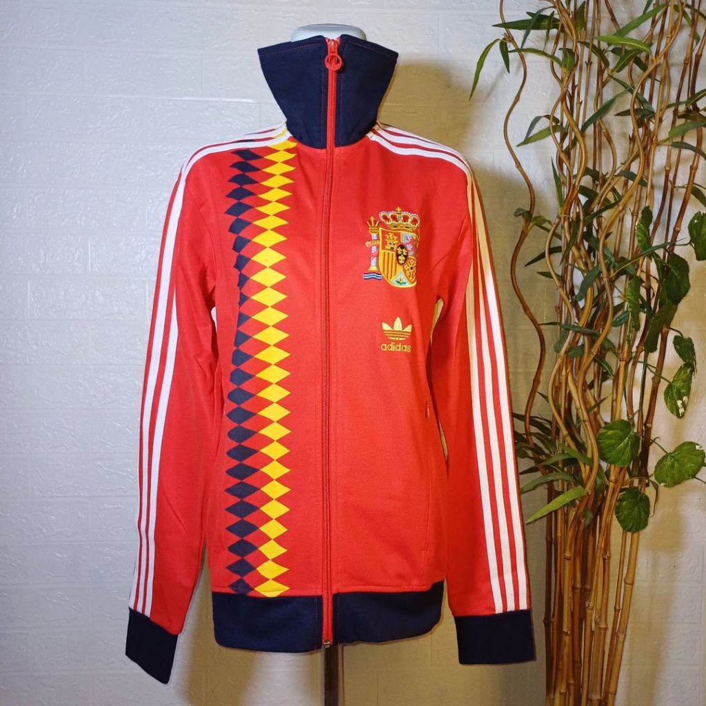 TRACKTOP ADIDAS SPAIN (SECOND BRANDED) SIZE S FIT M, TT005