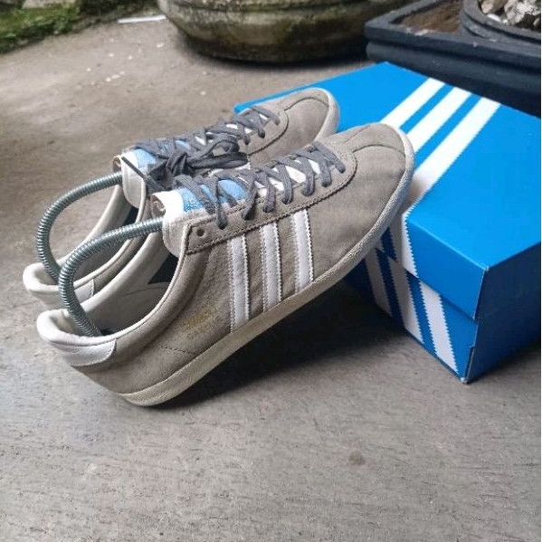 Adidas Gazelle og grey