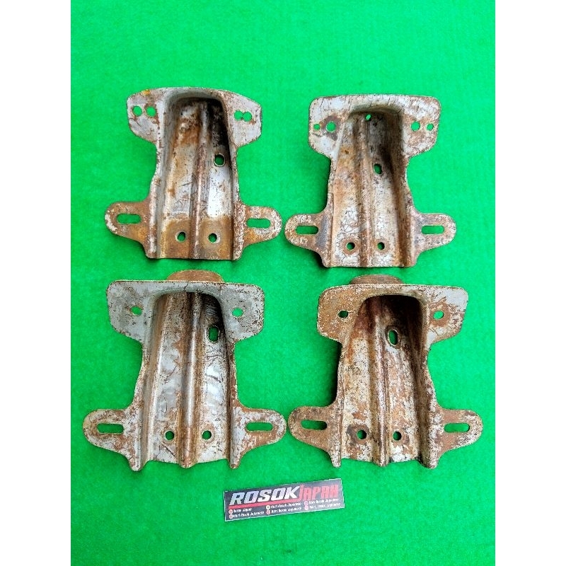 Pangkon Lampu Stoplamp Belakang V80 Original