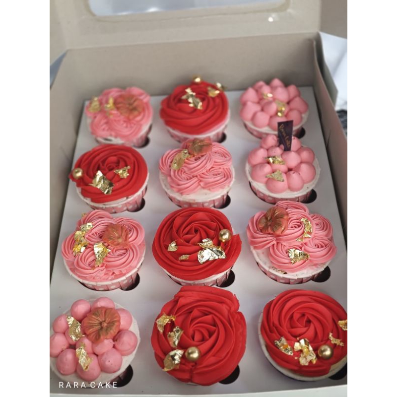 

korean cup cake isi 12/_red cup cake