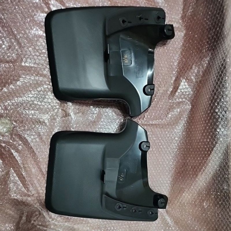 karpet lumpur fortuner vrz belakang