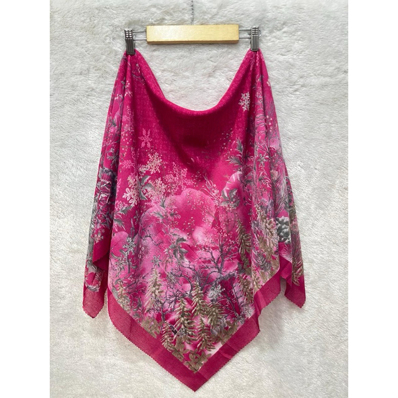 HIJAB SEGI EMPAT/MOTIF FLOWER/HIJAB PREMIUM