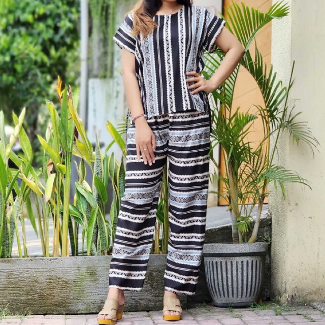 set baju tidur motif etnik