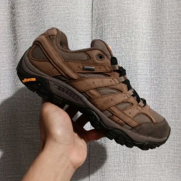 SEPATU MERREL MOAB VENST HIKING SHOES