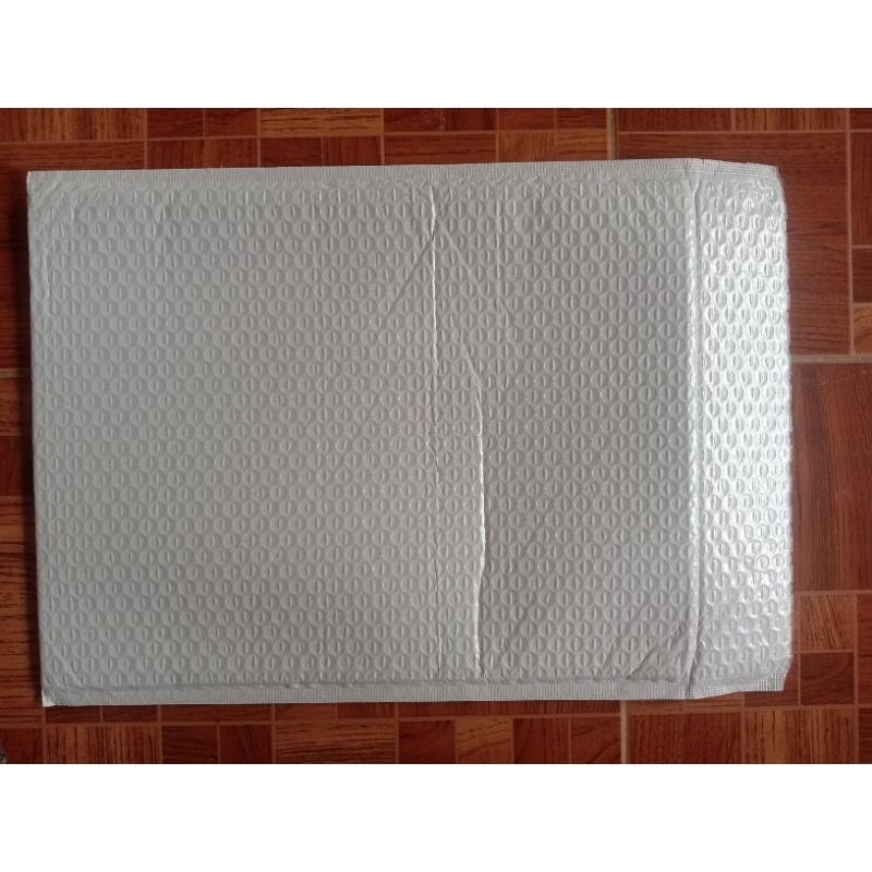 

Extra Bubblewrap (Bubble Mailer) Besar