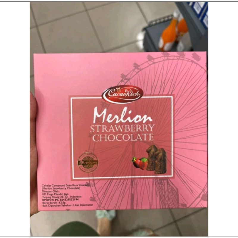 

Coklat Merlion Strawberry CacaoRich 62 Gram BOX