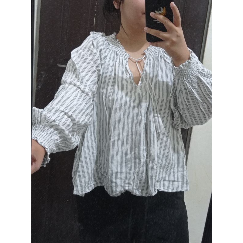oldnavy blouse babydoll salur lengan balon | blouse biru batik cantik