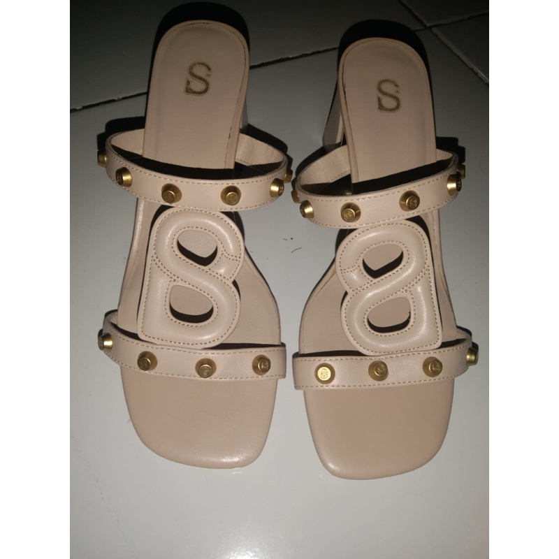 Preloved Kefi sandal buttonscarves