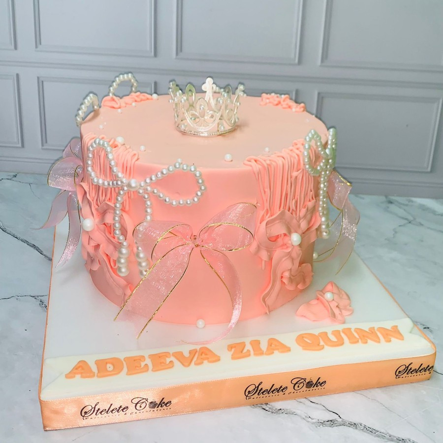

Kue Ulang Tahun Mahkota / Birthday Cake / Kue Ultah Costum