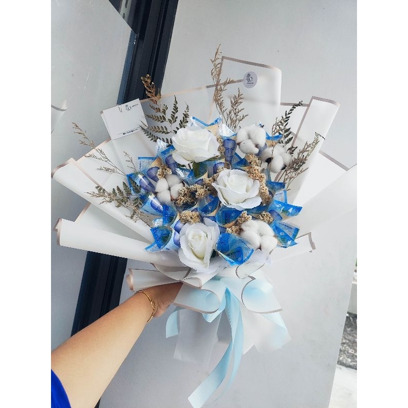 buket uang 20 lembar, uang mainan, buket kosongan, kerangka buket, money bouquet sidoarjo surabaya, 