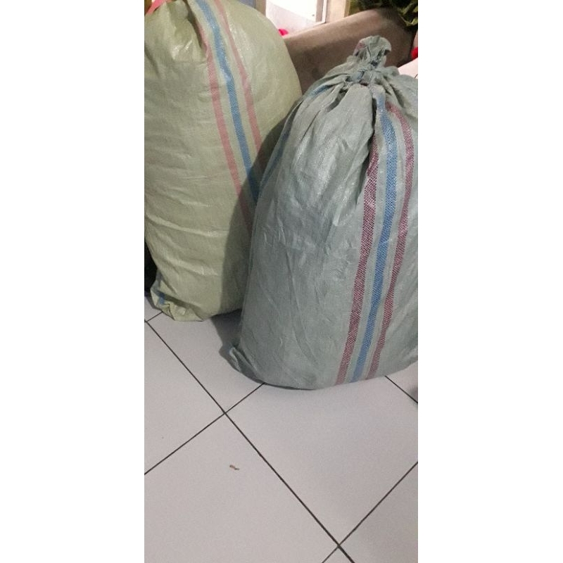 karung bekas ukuran 75x115
