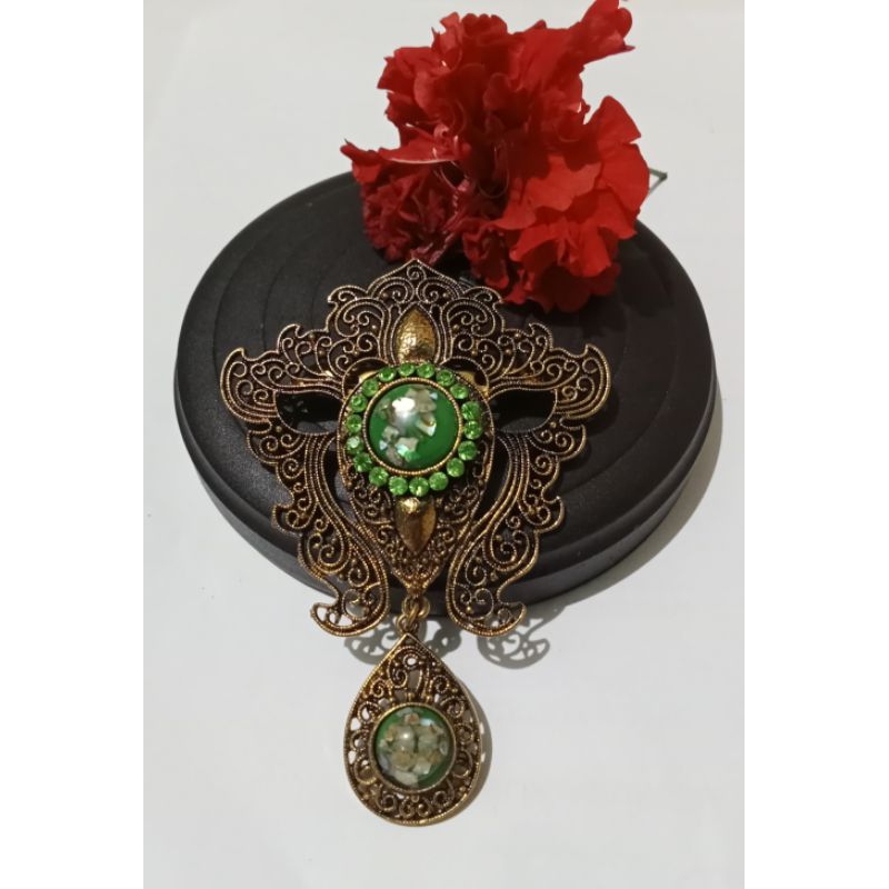 Bros jilbab/Bros kebaya kutu baru/Bros perak bakar/Bros susun