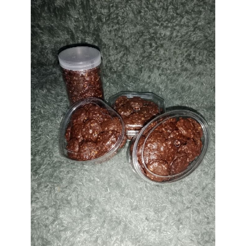 

Paket beng-beng cokelat kacang isi 4 toples