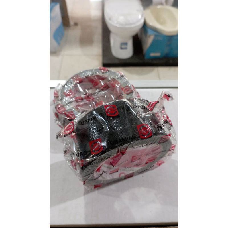 

Solasi Hitam Daimaru 40 X 12 Yard