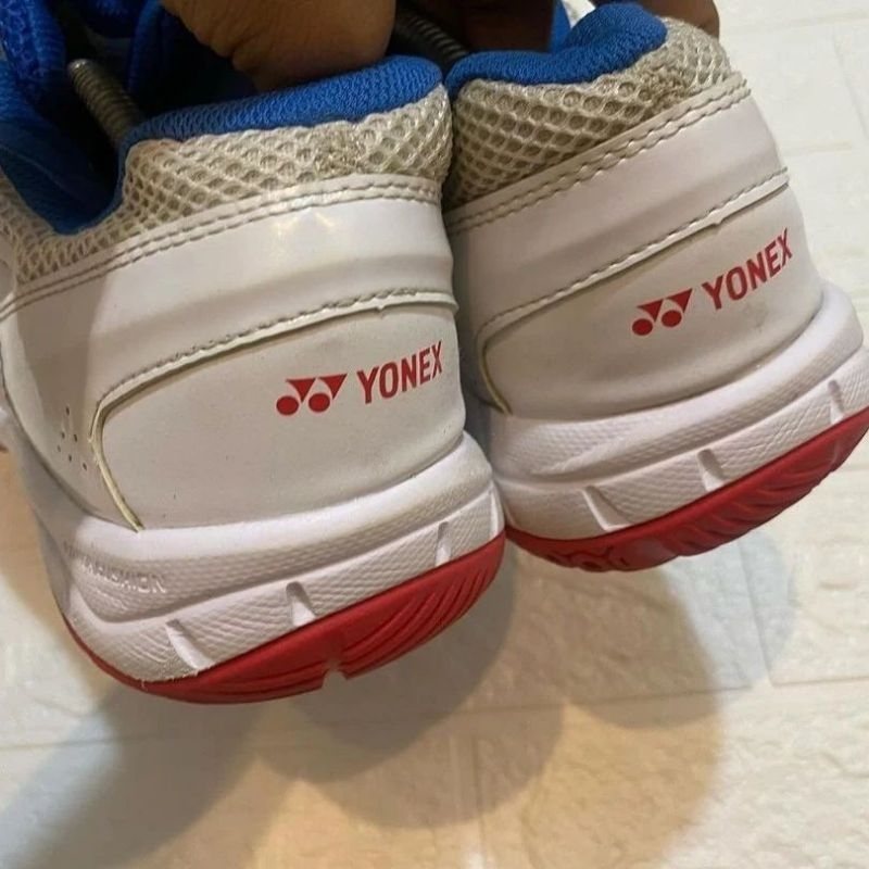 YONEX SHB COMFORT TEAM