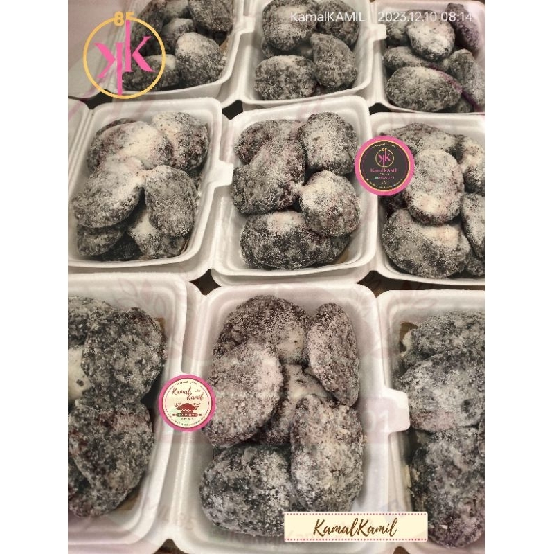 

GEMBLONG KETAN HITAM