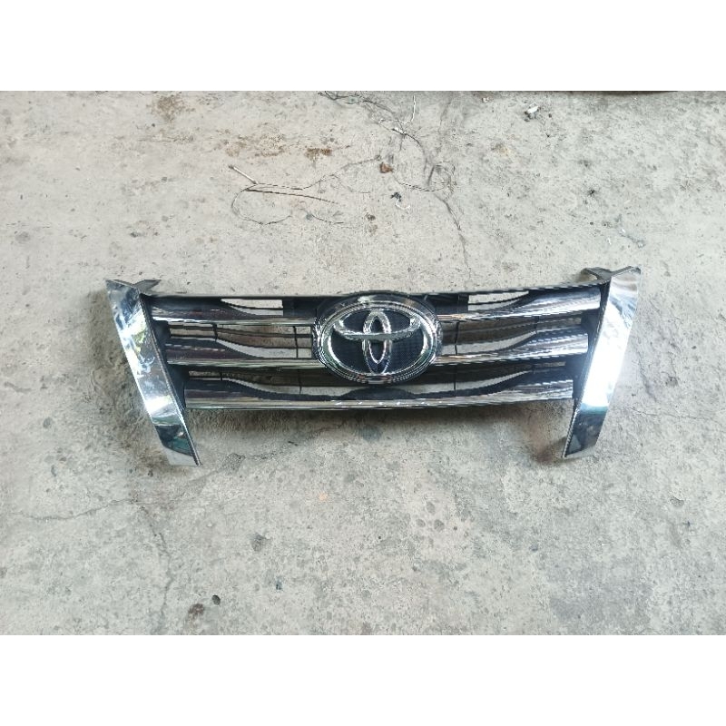 grill grile fortuner vrz 2016 2017 2018 original