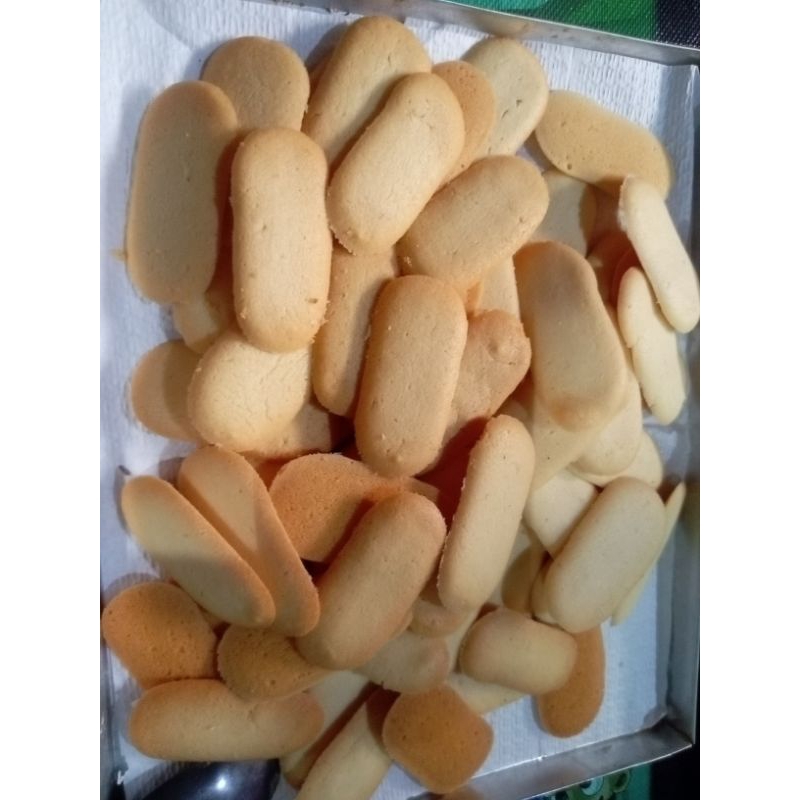 

LIDAH KUCING ,KUE KERING ,SEMPRIT SUSU