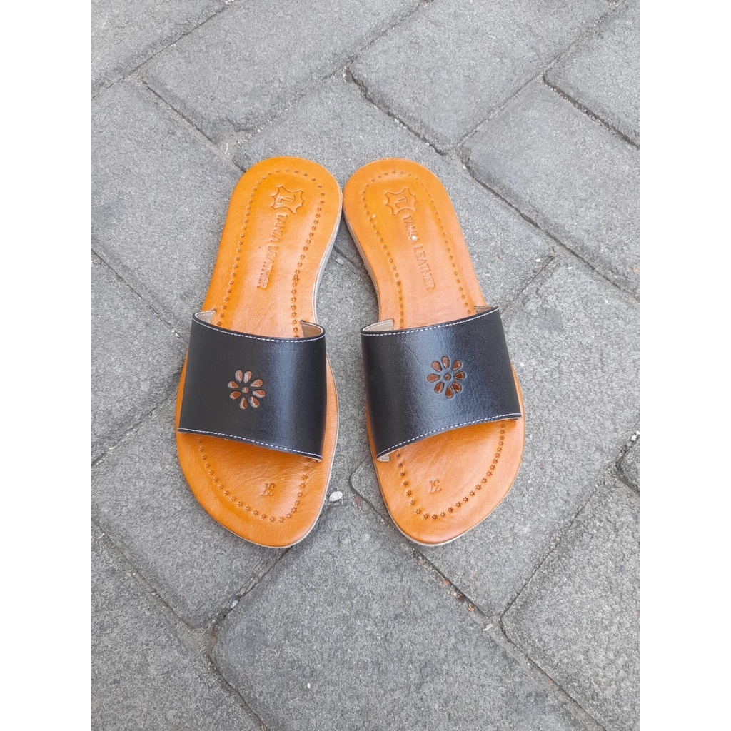 cuero sandal trepes wanita slip on kulit sapi eny magetan vegtan leather karet mentah