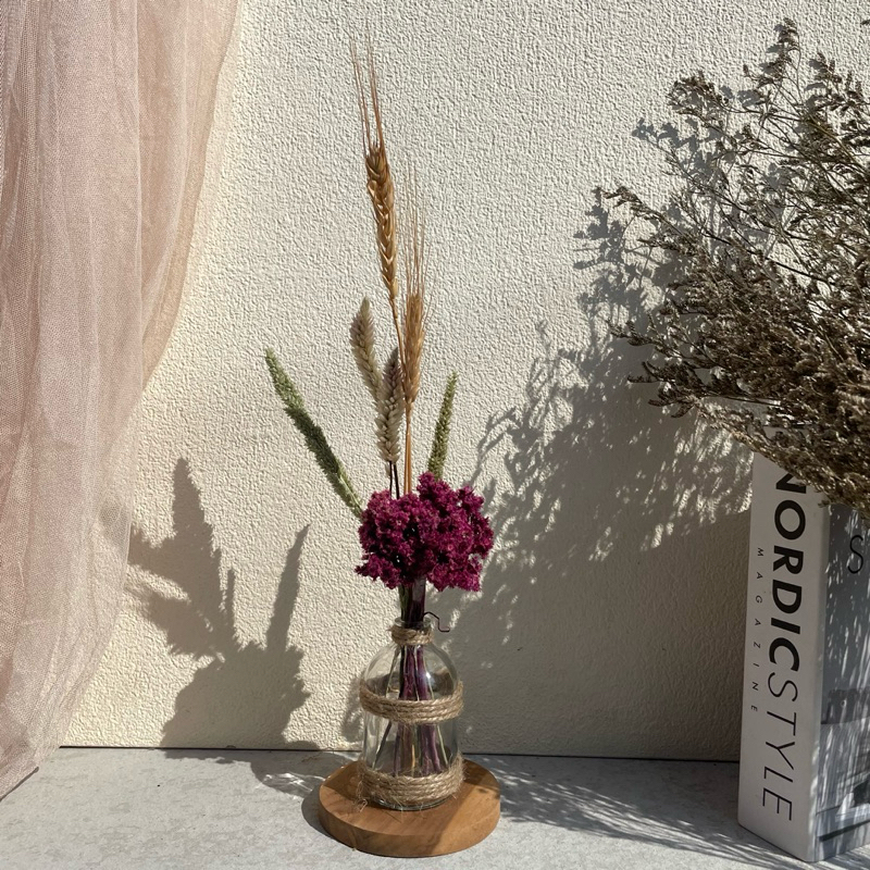 satu set bunga dan vas | Satu set bunga kering | dried flowers | vas kaca | vas nordic | vas kayu | 