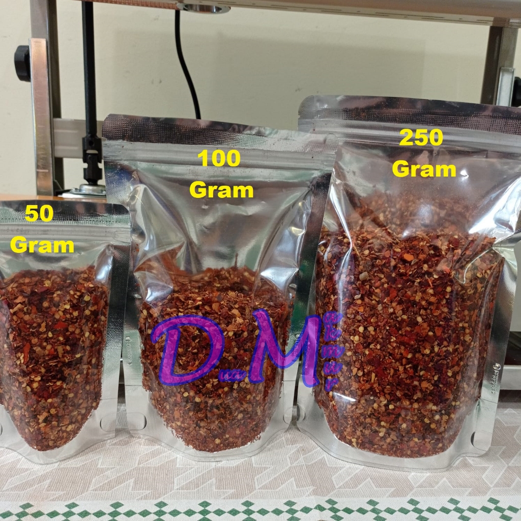 

Cabe giling kasar chili flakes pedas crushed red pepper 100Gram