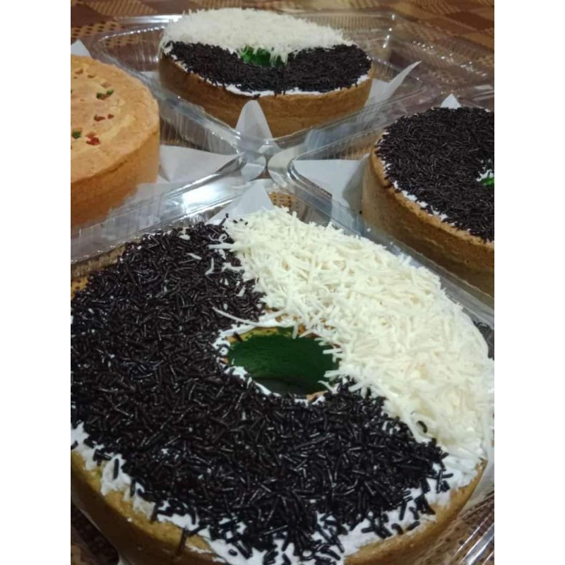 

bolu jadul pandan /coklat toping keju dan seres coklat uk loyang 22cm