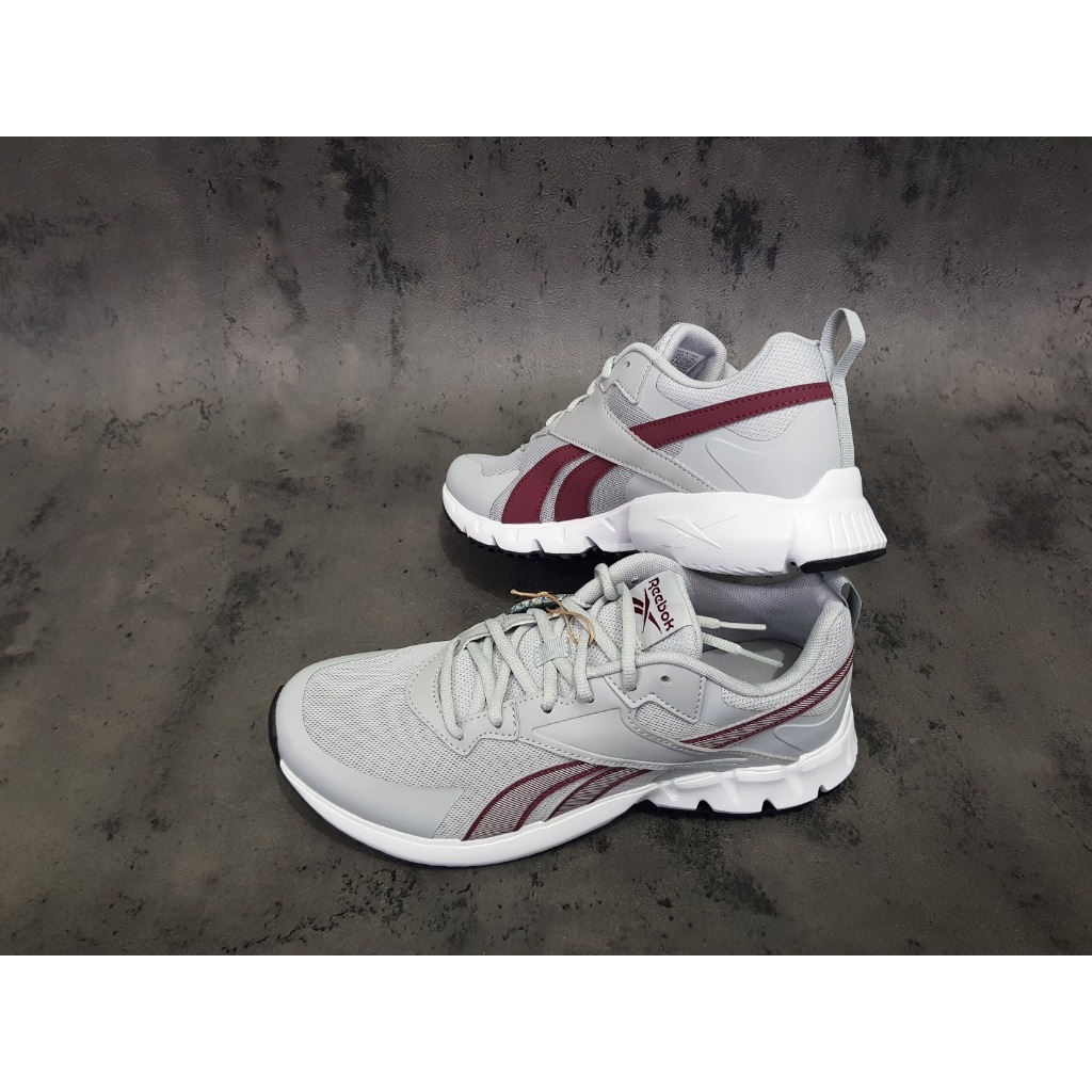 sepatu lari Reebok Ztaur Run II