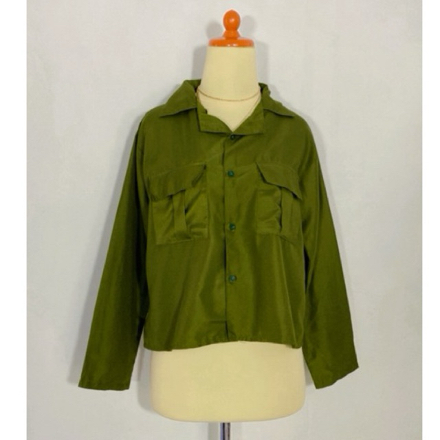 Atasan blus blouse kemeja wanita vintage korean look model crop top motif polos warna hijau lumut hi