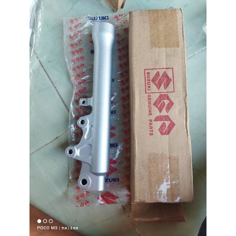 tabung shock depan kanan silver Suzuki spin 125 original sgp