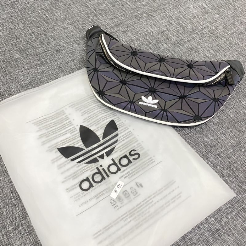 Tas Selempang adidas issey miyake set