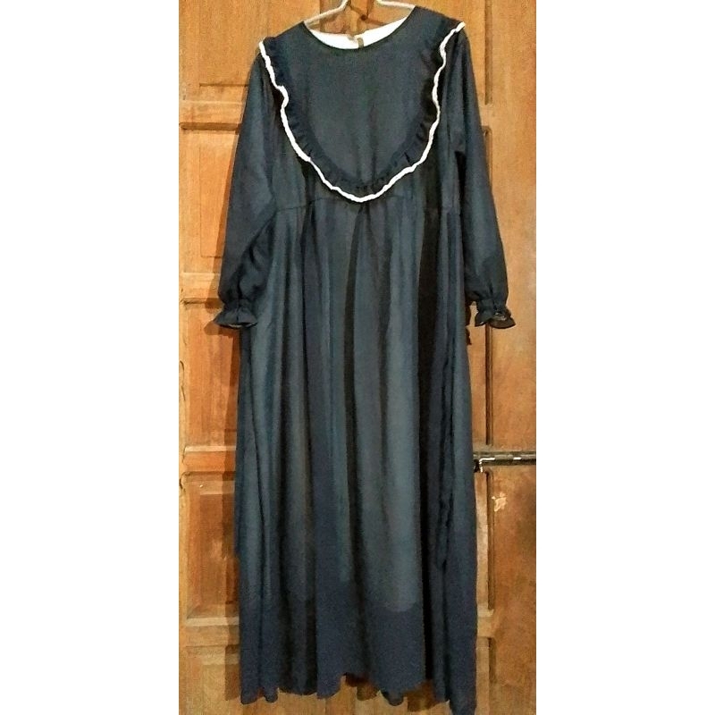 PRELOVED DRESS / GAMIS BIRU DONGKER HIAS RENDA