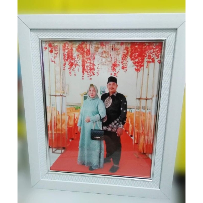 Bingkai ukuran 14r sudah sama foto