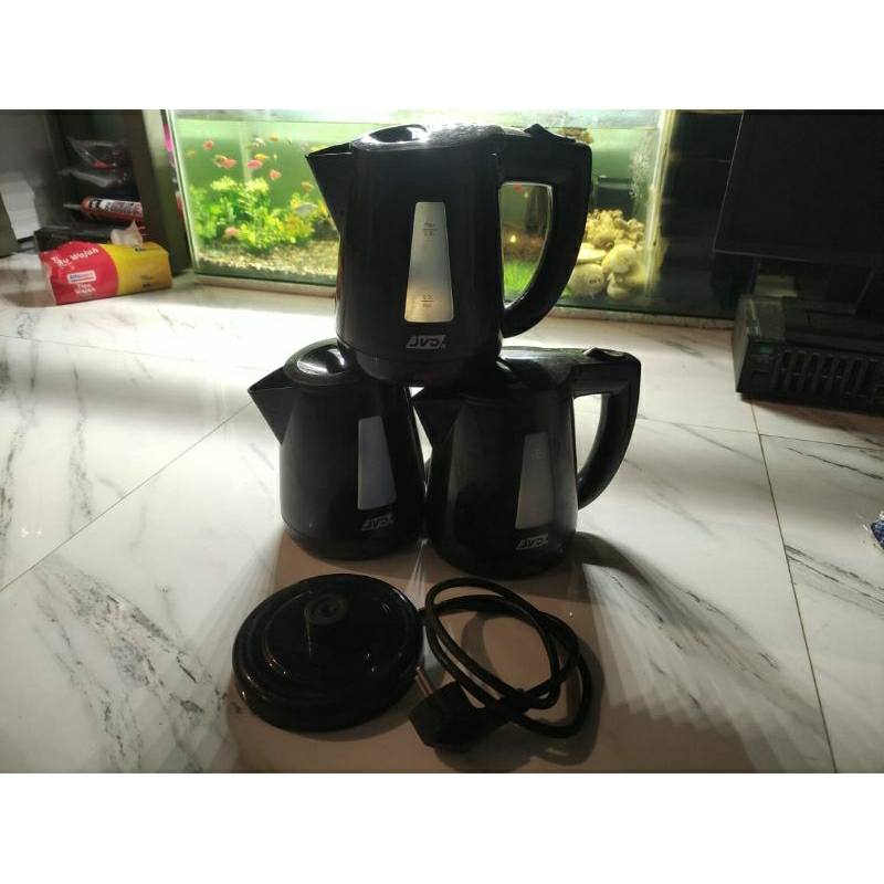 pemanas air / zenith kettle 0,8L JVD