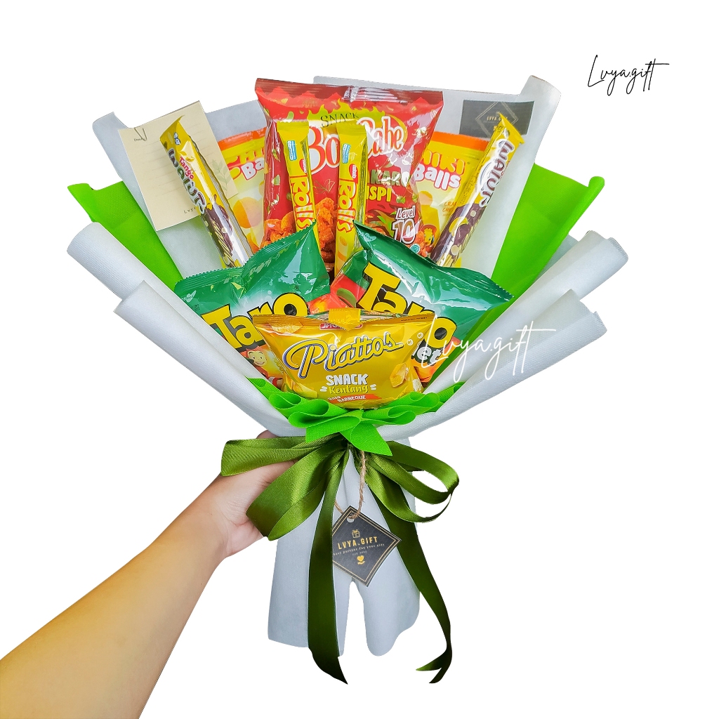 

LVYA.GIFT 4221.3 BUKET SNACK TEMA HIJAU RANDOM SNACK