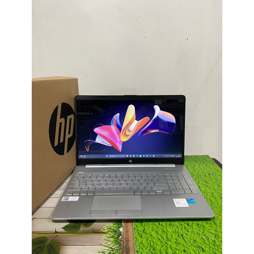 laptop hp 15s du3577tu i3 1115g4 8gb 512gb Win.11-15"FHD IPS Slim Murah