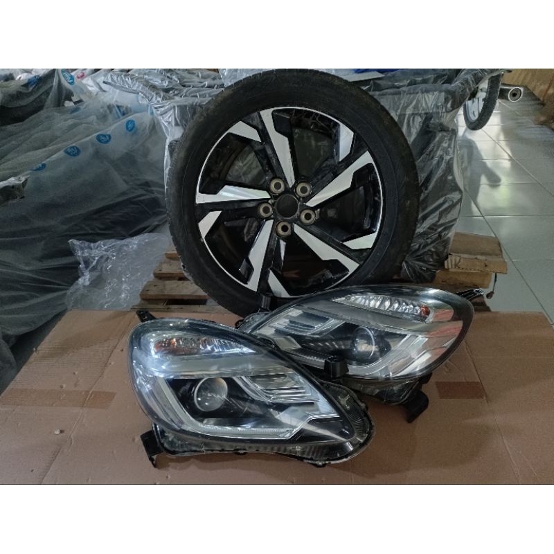 headlamp lampu depan mobilio rs 2014-2018