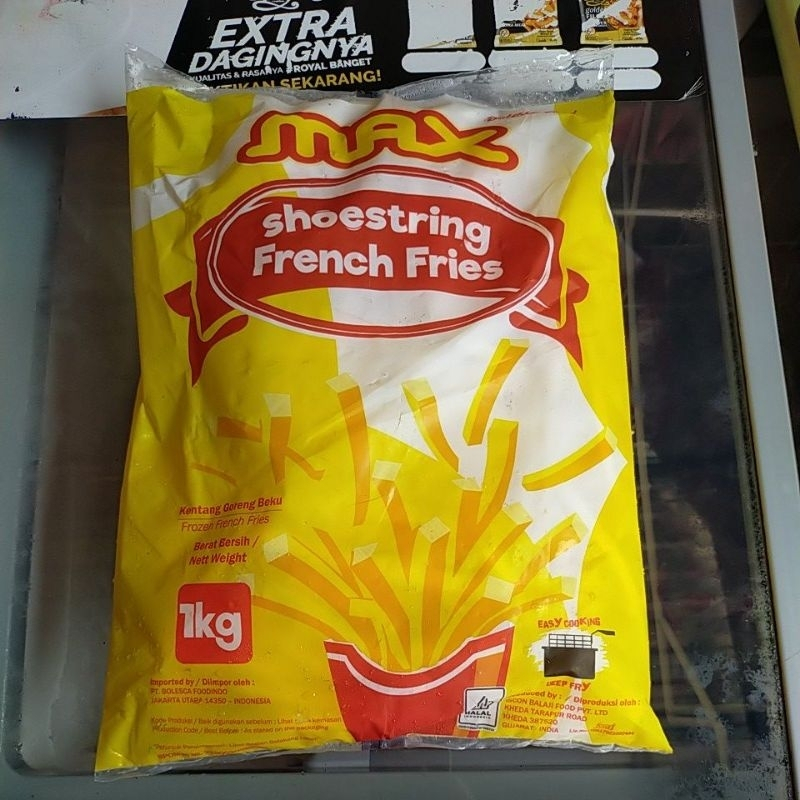 

MAX French Fries Shoestring (Kentang Goreng Beku) 1kg