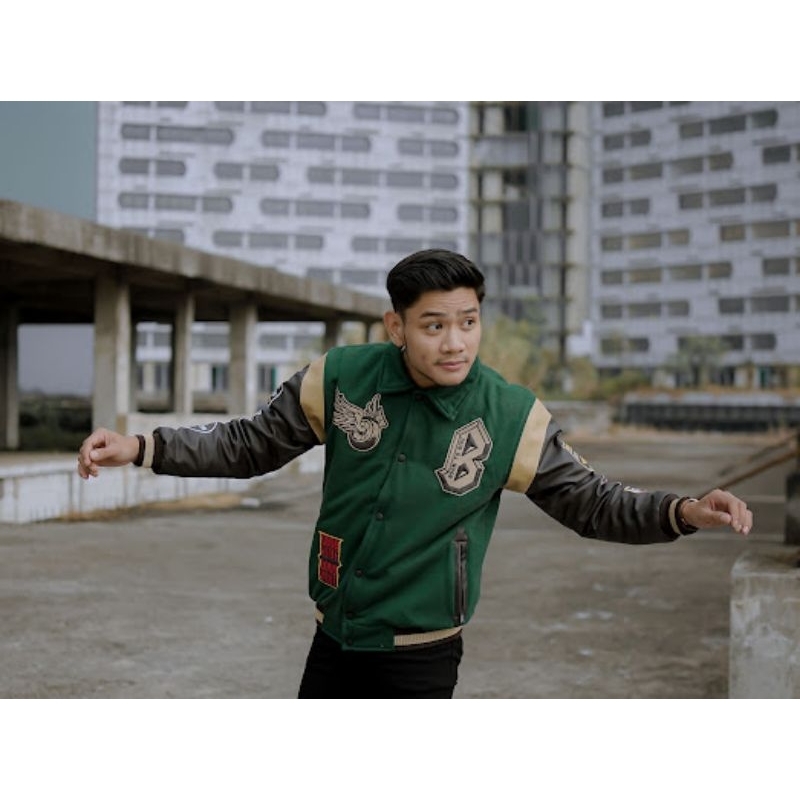 JAKET VARSITY PREEDOM JAKET VARSITY CLASS BGSR JAKET VARSITY FREEDOM JAKET BGSR WELL