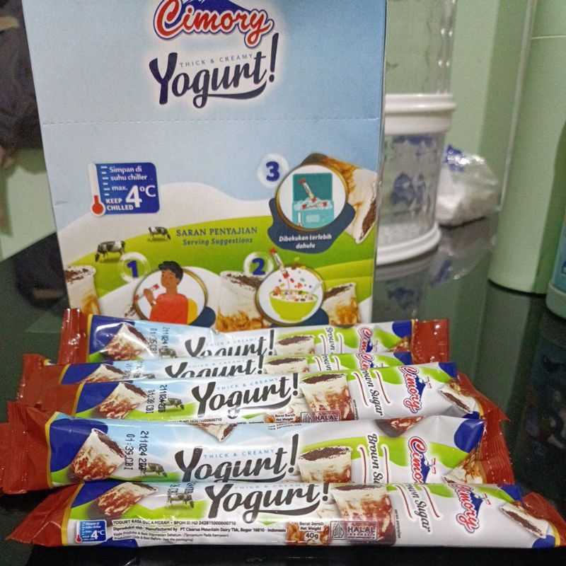 

Cimory stick yogurt 40gr brown sugar squeeze mini 1 karton isi 100pcs