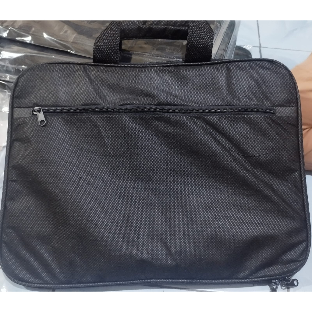 Tas laptop softcase laptop 14 inch, bisa untuk 15 inch