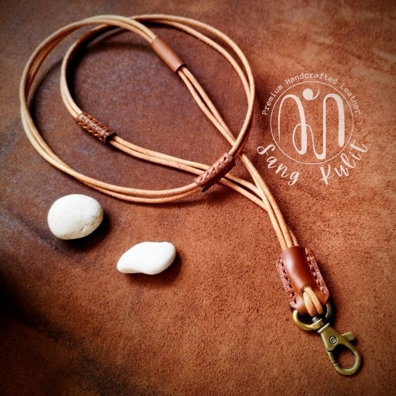 

Tali Lanyard Double | XL EXTRA LONG | 1 Hook | ID Card Name Tag Kulit Sapi Asli Premium