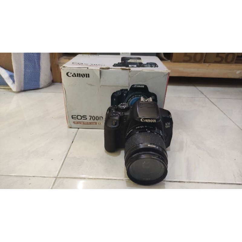 Edisi Jual Murah - Kamera Canon 700D + Lensa Kit 18-55mm IS II Fullset Box No Vignet