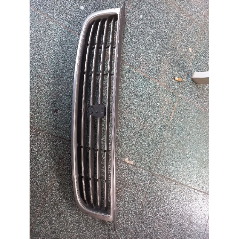 Grill Toyota Corolla AE 111 112