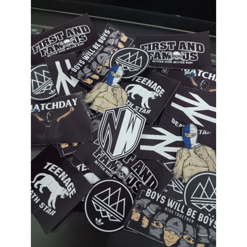

Stiker Casual [15 Pcs]