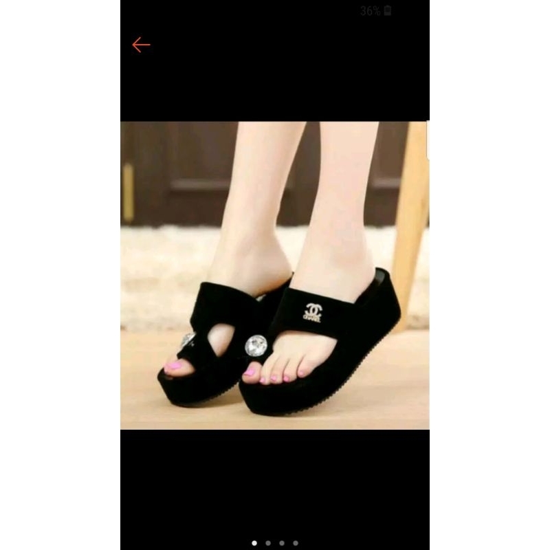 produk pilihan.sandal wanita wedges.model jepit klop. tinggi hak5c..