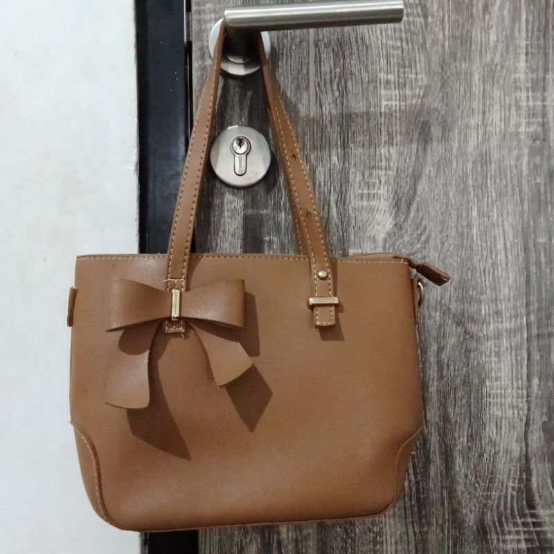 Tas Fashion wanita tali pendek