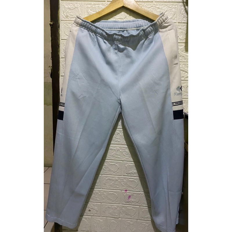 Celana training preloved