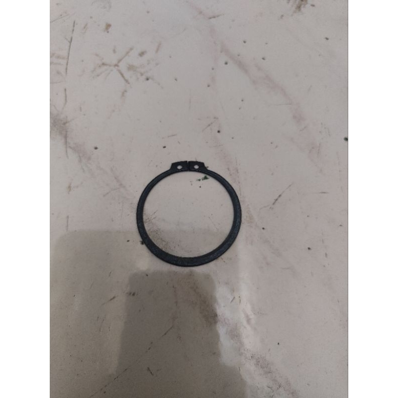 Snapring Kancingan As Roda Belakang Vespa